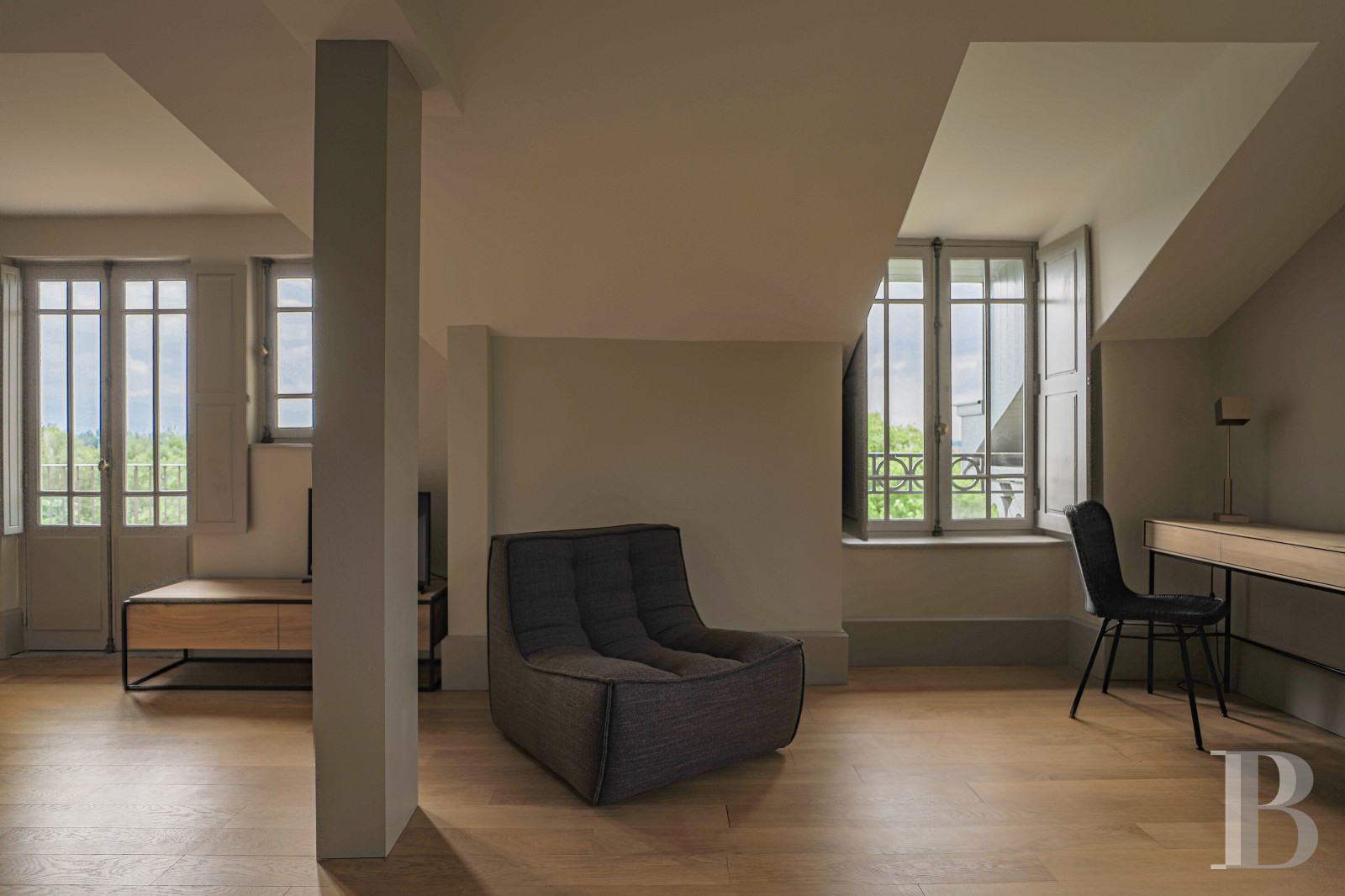 Dans la Drôme, au nord de Valence, un ancien relais de chasse de 1860 devenu annexe indépendante d’un hôtel renommé - photo  n°34